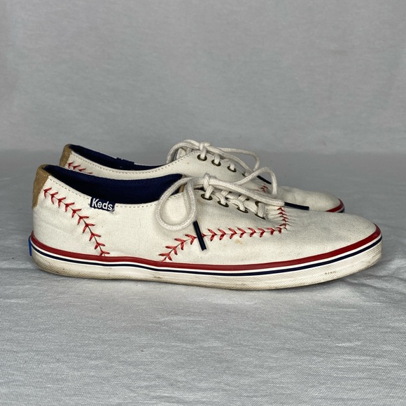 KEDS baseball ⚾️ Themed shoe AS IS : SPOTS : SIZE 5.5 - Picture 1 of 13